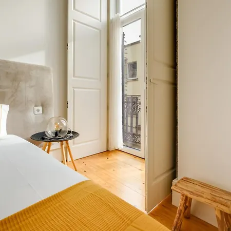 Bright 2bedroom In Bonfim, 2 Minutes From Campanha, Center *