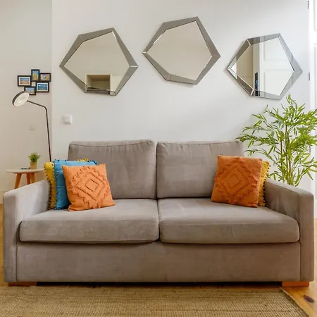 Daire Bright 2bedroom In Bonfim, 2 Minutes From Campanha, Center