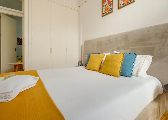 Bright 2bedroom In Bonfim, 2 Minutes From Campanha, Center Πόρτο