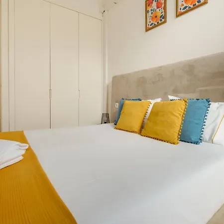 Bright 2bedroom In Bonfim, 2 Minutes From Campanha, Center Oporto