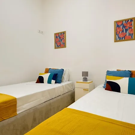 Bright 2bedroom In Bonfim, 2 Minutes From Campanha, Center