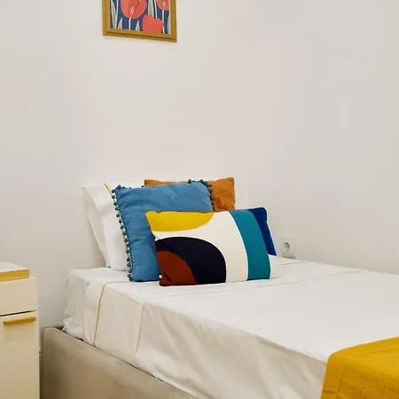 Bright 2bedroom In Bonfim, 2 Minutes From Campanha, Center بورتو