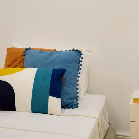 Bright 2bedroom In Bonfim, 2 Minutes From Campanha, Center بورتو