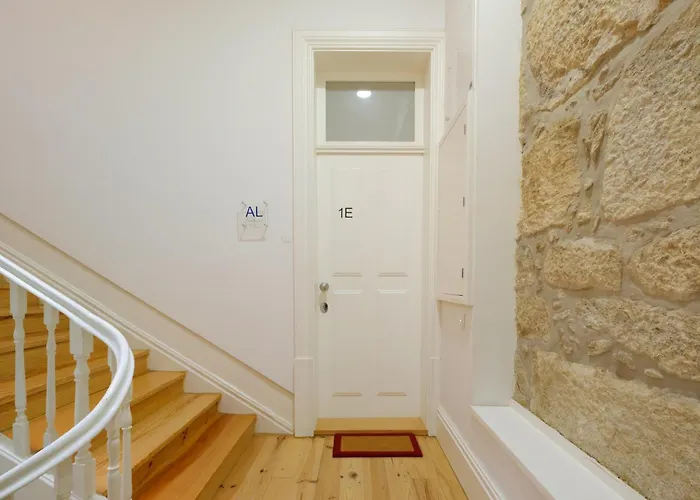 Bright 2bedroom In Bonfim, 2 Minutes From Campanha, Center Porto