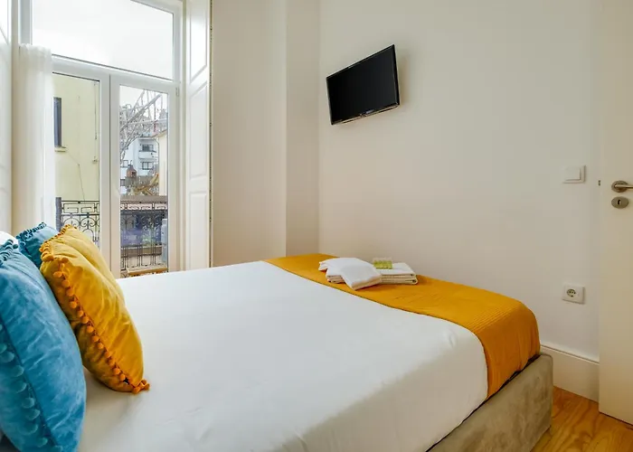 Bright 2bedroom In Bonfim, 2 Minutes From Campanha, Center * Porto
