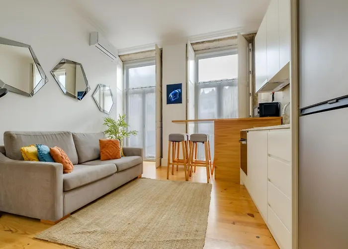 Apartment Bright 2bedroom In Bonfim, 2 Minutes From Campanha, Center Porto