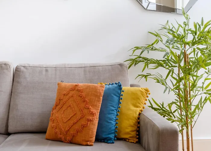 Apartment Bright 2bedroom In Bonfim, 2 Minutes From Campanha, Center