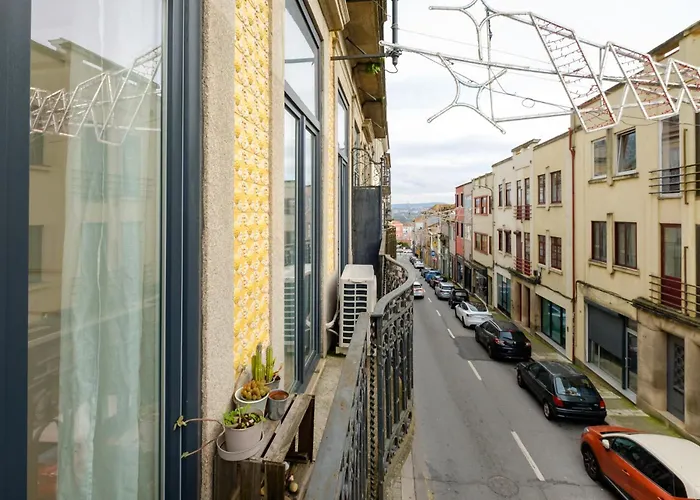 Bright 2bedroom In Bonfim, 2 Minutes From Campanha, Center *